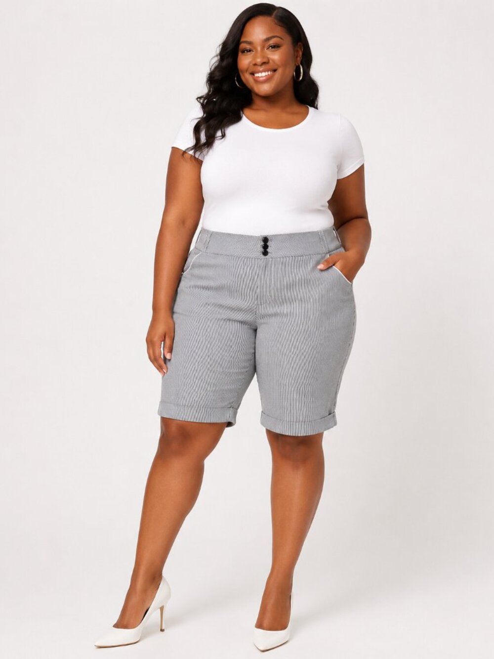 Ashley Stewart Pinstripe Bermuda Shorts Size 24 Plus Black White Cuffed Stretch